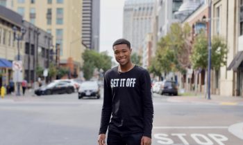 Jeraun Richards is a dropshipping legend. The Ecommerce Entrepreneur gives back and makes his training course FREE for EVERYONE